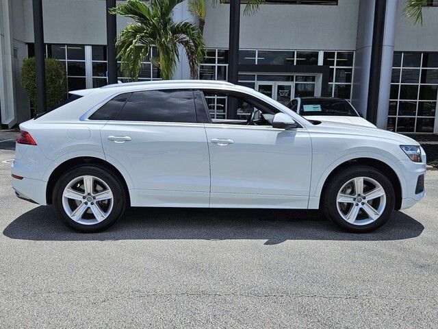 2019 Audi Q8 Premium