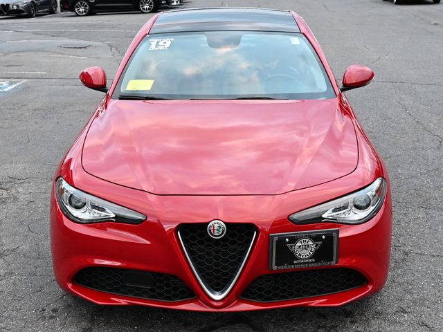 2019 Alfa Romeo Giulia Base