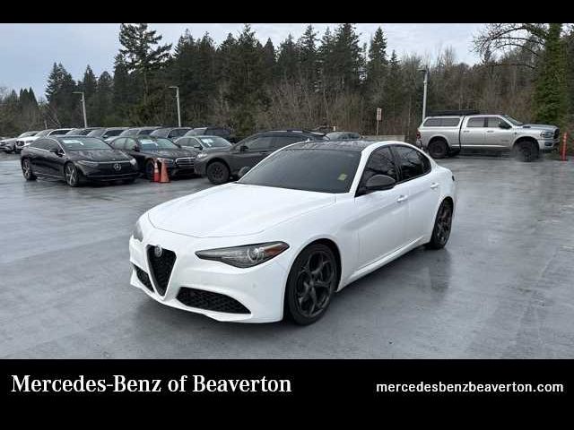 2019 Alfa Romeo Giulia Base