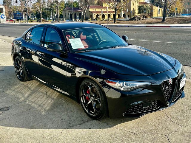 2019 Alfa Romeo Giulia Base