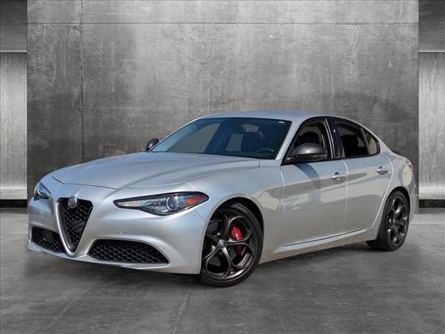 2019 Alfa Romeo Giulia Base