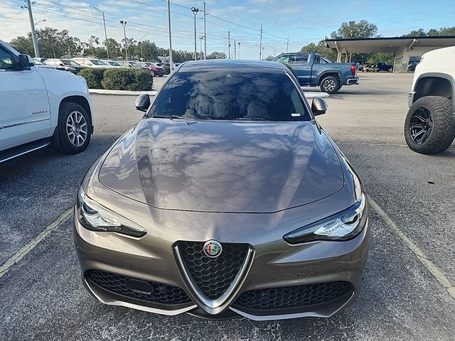 2019 Alfa Romeo Giulia Sport