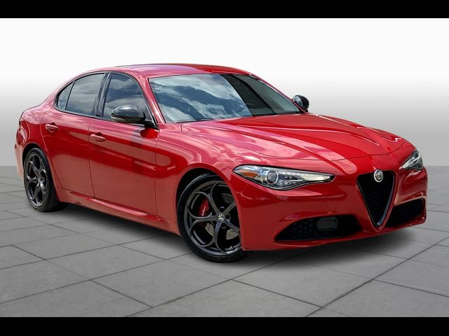 2019 Alfa Romeo Giulia Base