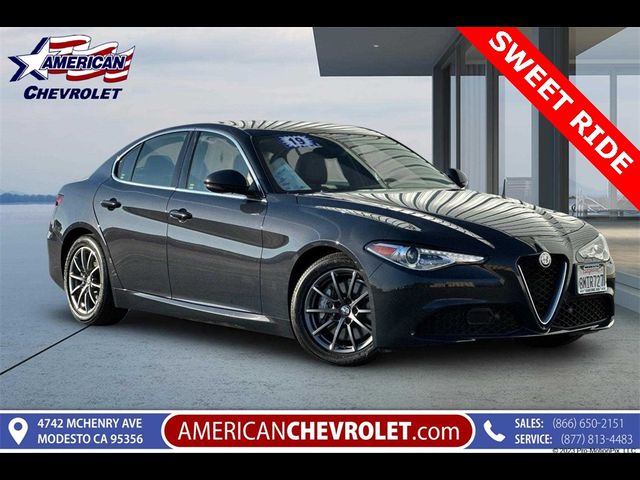 2019 Alfa Romeo Giulia Base