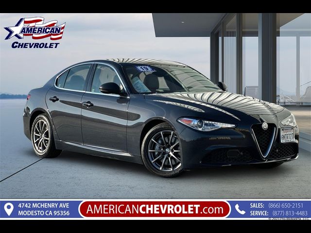 2019 Alfa Romeo Giulia Base