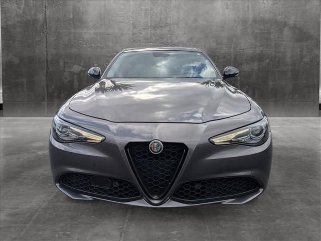 2019 Alfa Romeo Giulia Base