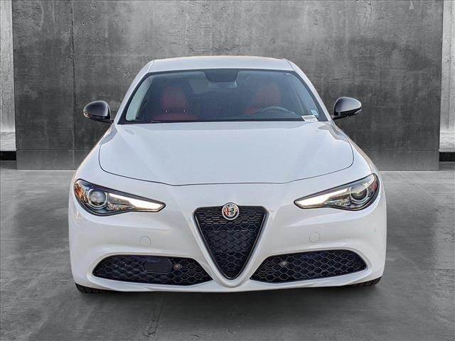 2019 Alfa Romeo Giulia Base