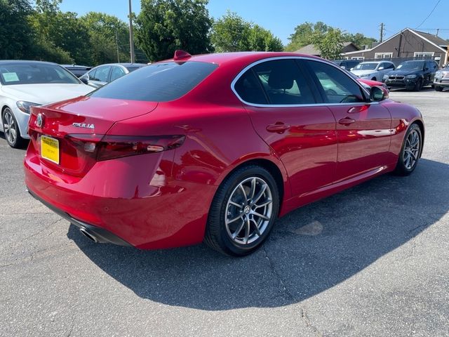 2019 Alfa Romeo Giulia Base