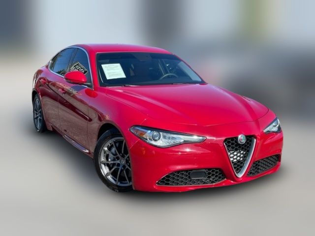 2019 Alfa Romeo Giulia Base