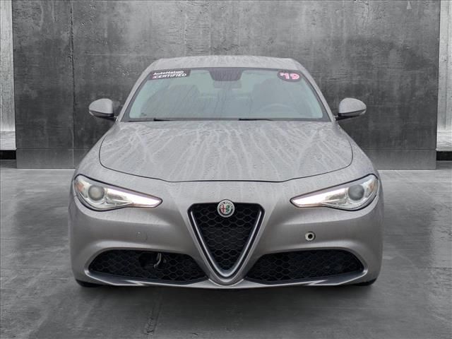 2019 Alfa Romeo Giulia Base