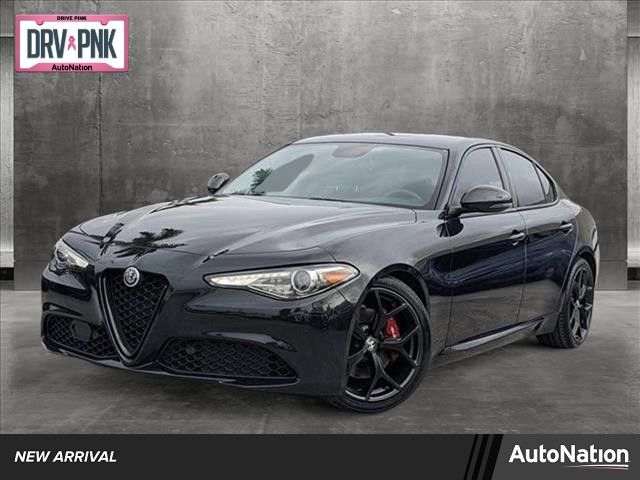 2019 Alfa Romeo Giulia Base