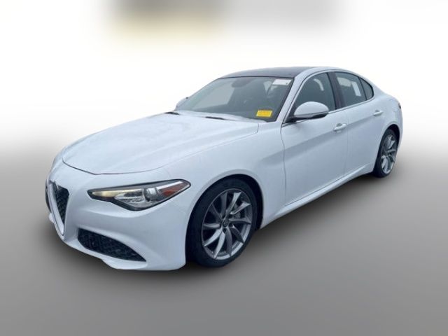 2019 Alfa Romeo Giulia Base