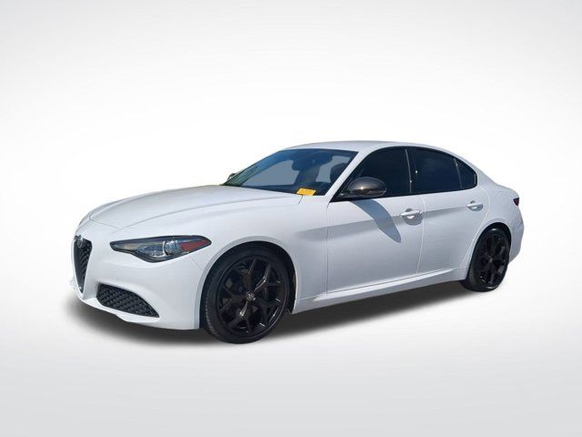 2019 Alfa Romeo Giulia Base