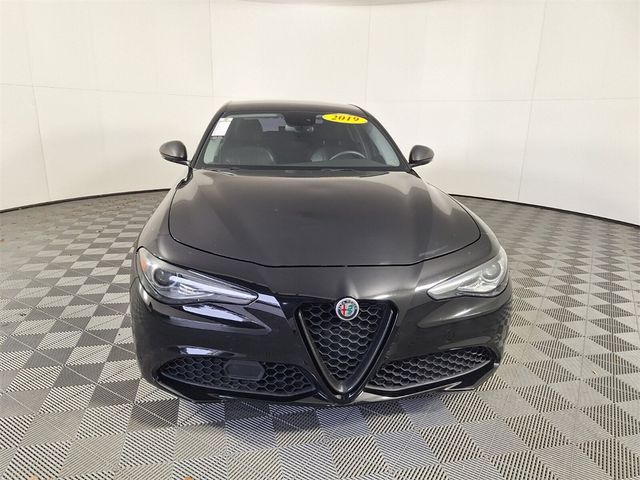 2019 Alfa Romeo Giulia Base