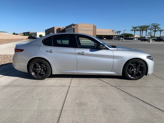 2019 Alfa Romeo Giulia Base