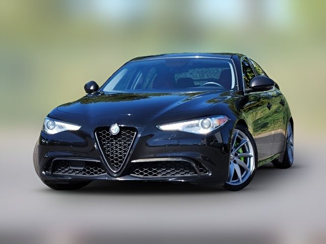 2019 Alfa Romeo Giulia Base