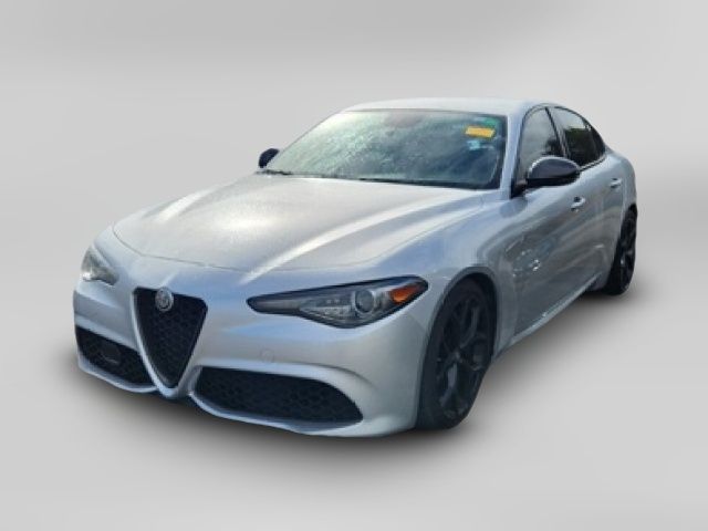 2019 Alfa Romeo Giulia Sport