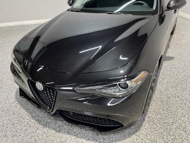 2019 Alfa Romeo Giulia Sport