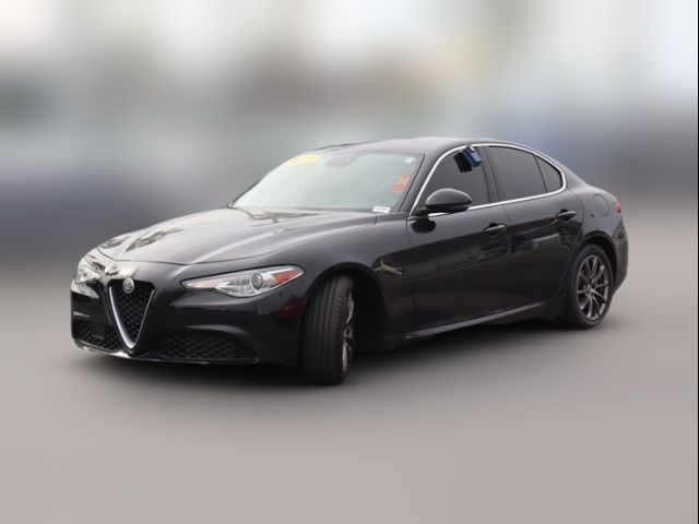 2019 Alfa Romeo Giulia Base