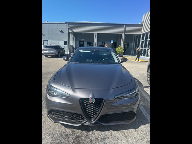 2019 Alfa Romeo Giulia Sport