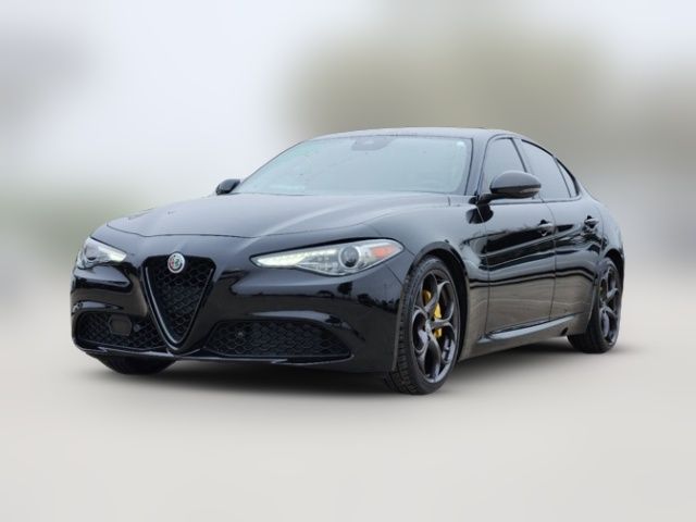 2019 Alfa Romeo Giulia Base