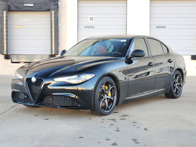 2019 Alfa Romeo Giulia Base