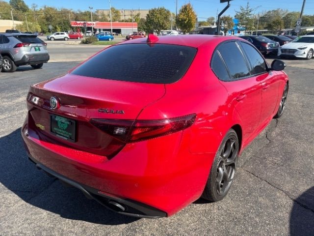 2019 Alfa Romeo Giulia Sport