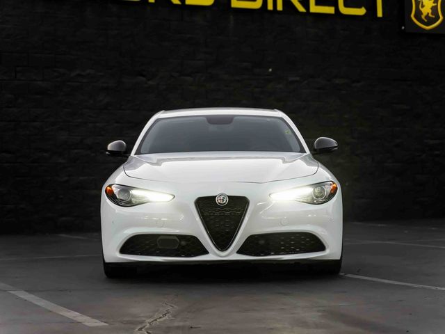 2019 Alfa Romeo Giulia Base