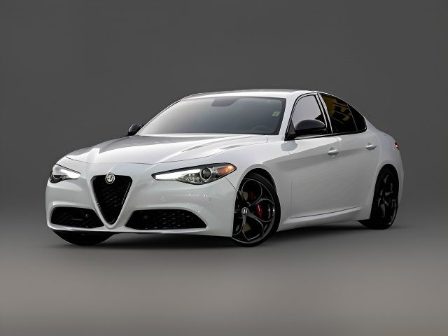 2019 Alfa Romeo Giulia Base