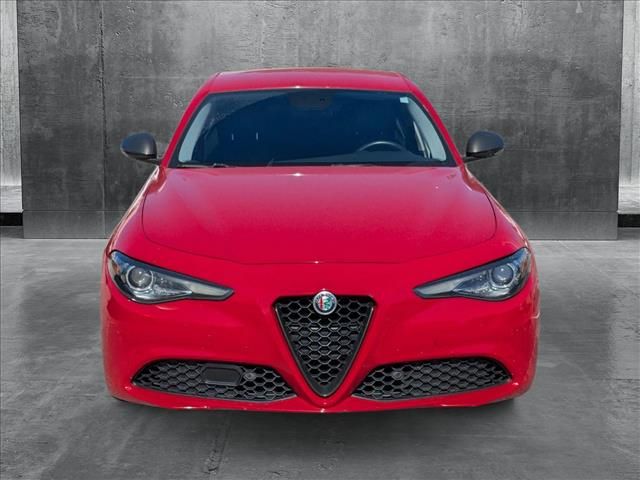 2019 Alfa Romeo Giulia Base