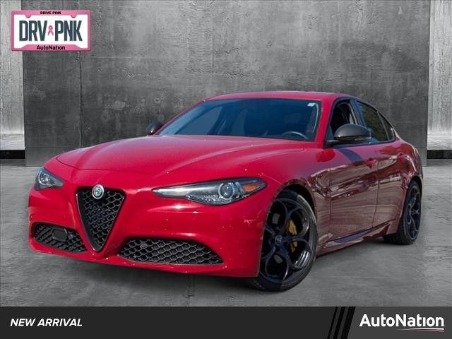 2019 Alfa Romeo Giulia Base