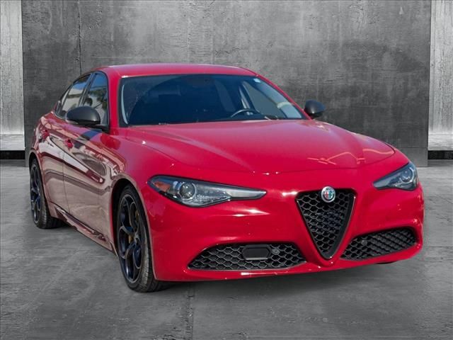 2019 Alfa Romeo Giulia Base