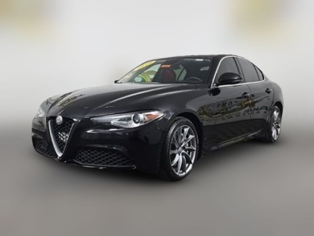 2019 Alfa Romeo Giulia Base