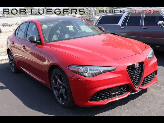 2019 Alfa Romeo Giulia Sport