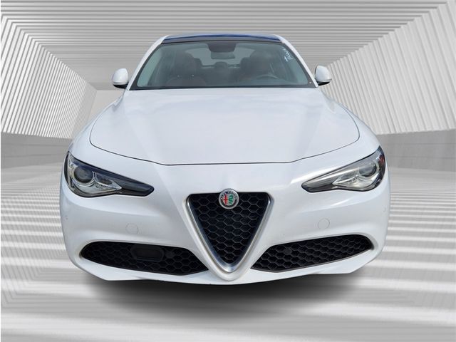 2019 Alfa Romeo Giulia Base