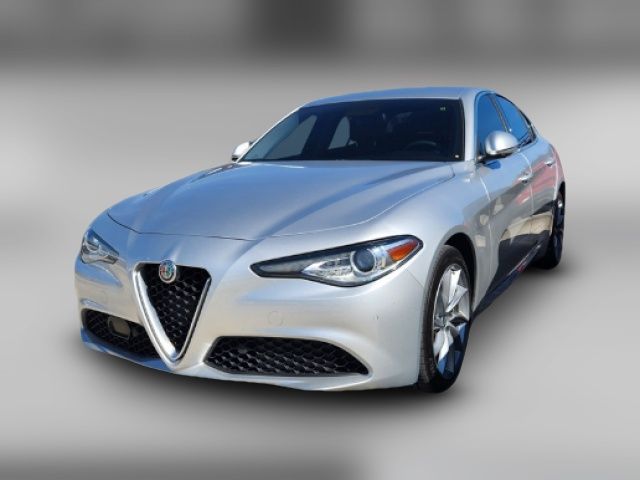 2019 Alfa Romeo Giulia Base