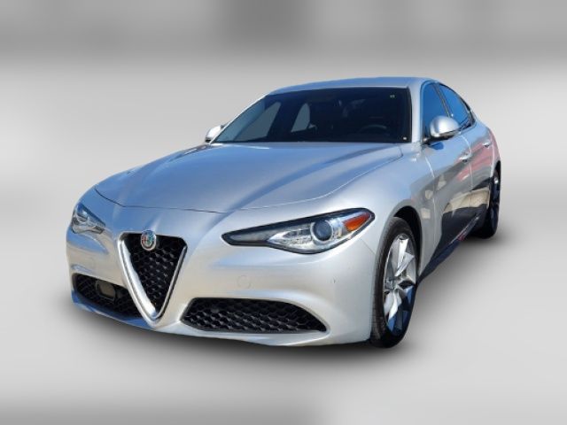 2019 Alfa Romeo Giulia Base