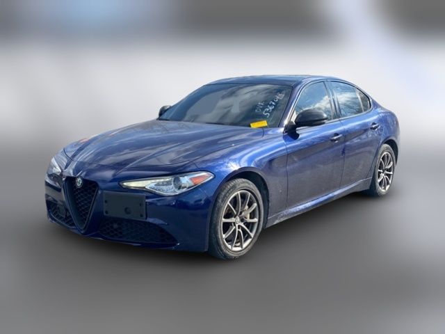 2019 Alfa Romeo Giulia Base