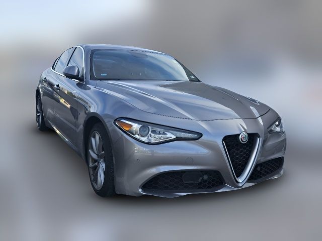 2019 Alfa Romeo Giulia Base