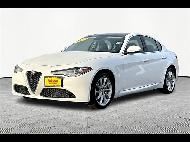 2019 Alfa Romeo Giulia Base