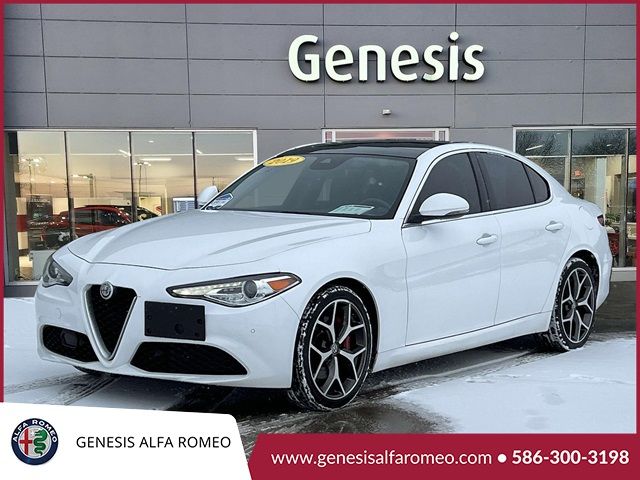 2019 Alfa Romeo Giulia Base