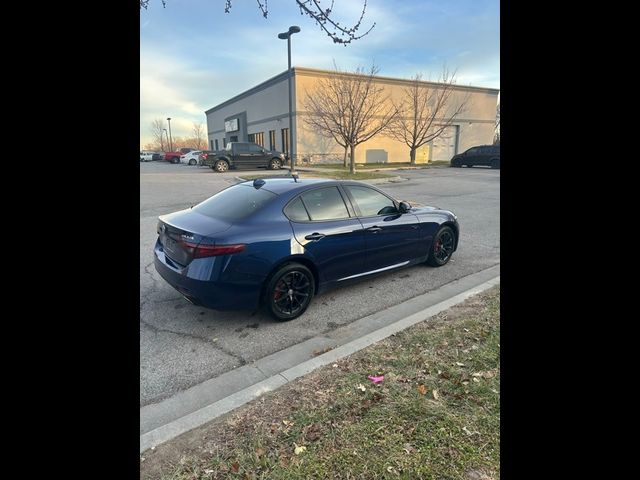 2019 Alfa Romeo Giulia Base