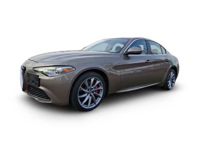 2019 Alfa Romeo Giulia Base