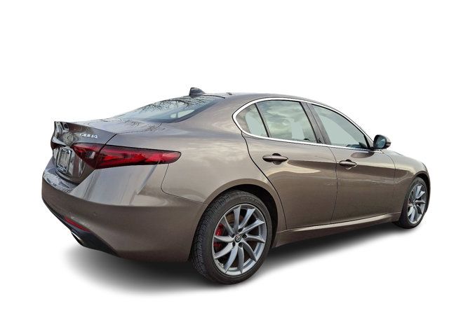 2019 Alfa Romeo Giulia Base