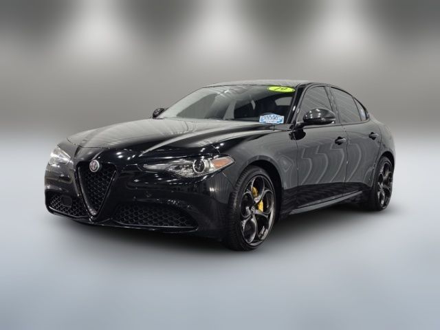 2019 Alfa Romeo Giulia Base