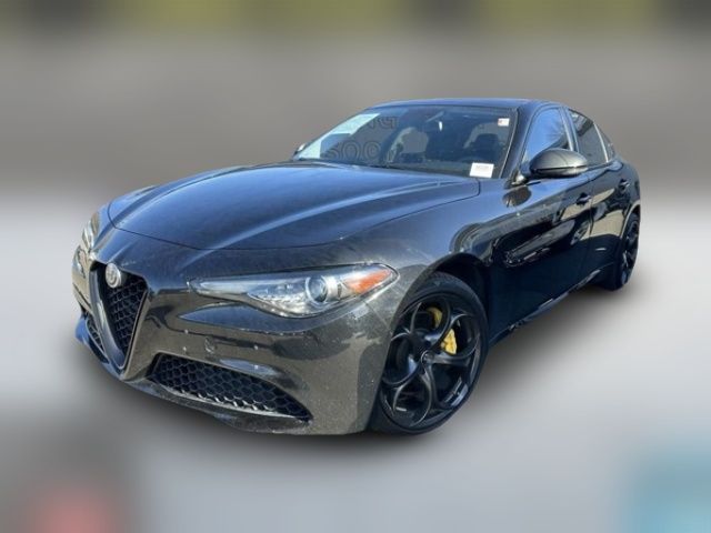 2019 Alfa Romeo Giulia Base