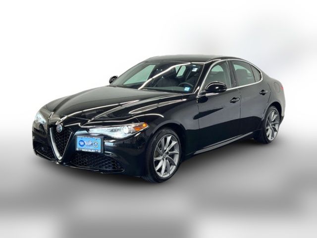 2019 Alfa Romeo Giulia Base