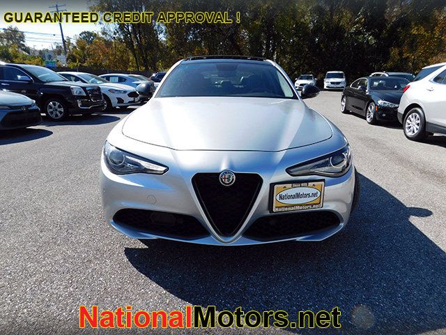 2019 Alfa Romeo Giulia Base