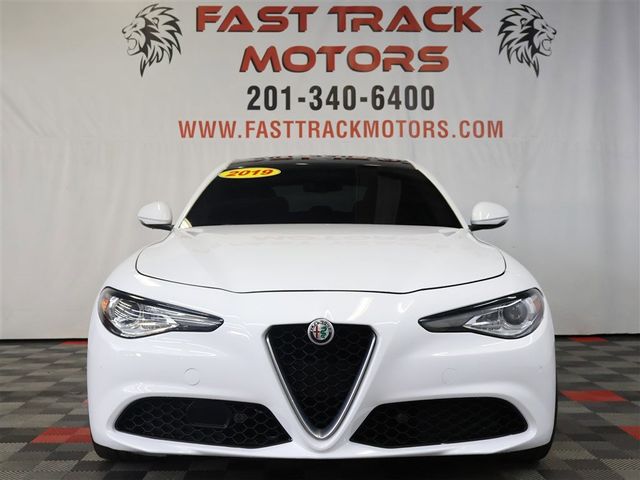 2019 Alfa Romeo Giulia Base