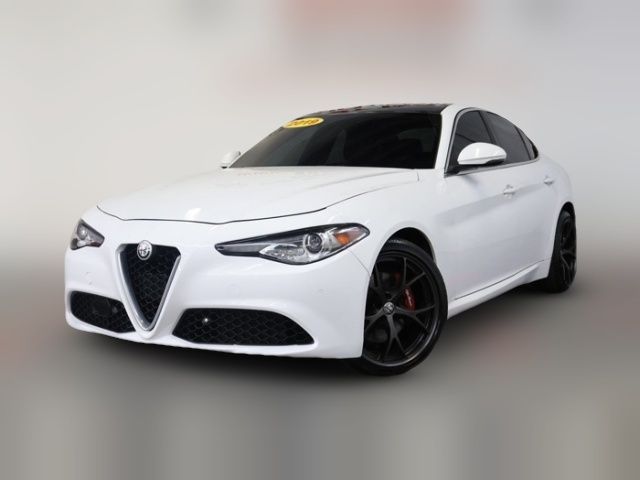 2019 Alfa Romeo Giulia Base